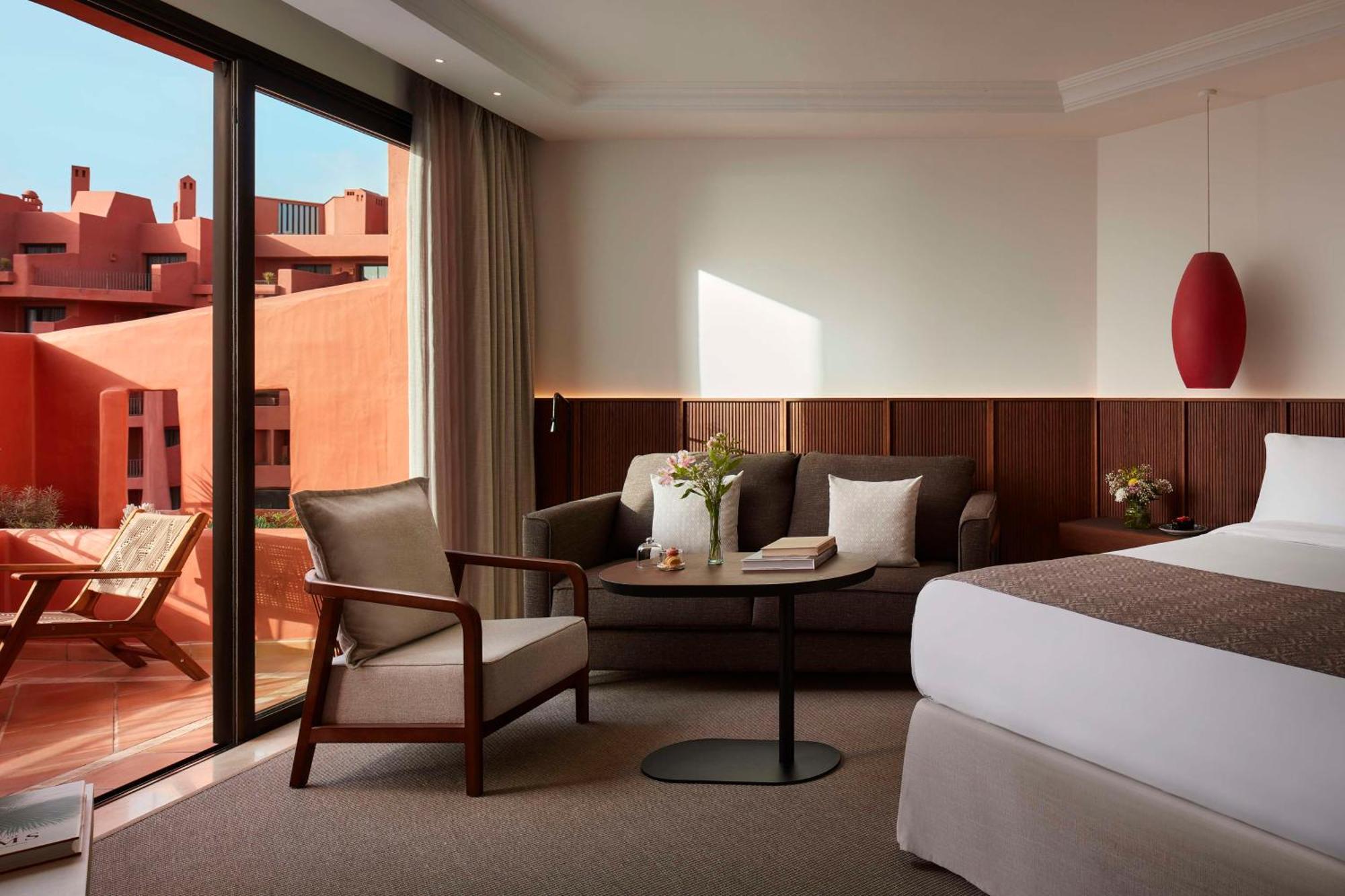 Tivoli La Caleta 5* Costa Adeje (Tenerife)
